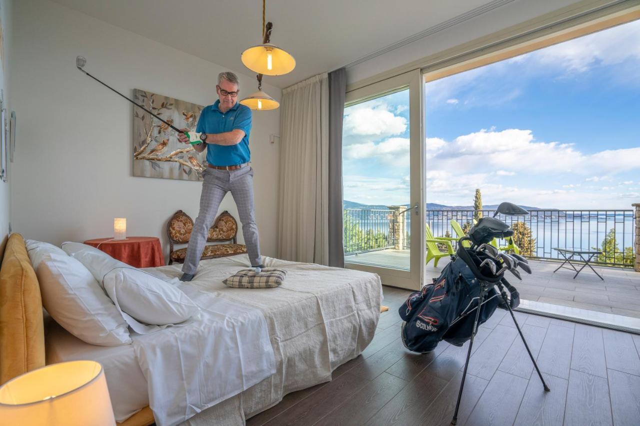 Residence Virgilio ตอสโกลาโน มาแดร์โน ภายนอก รูปภาพ