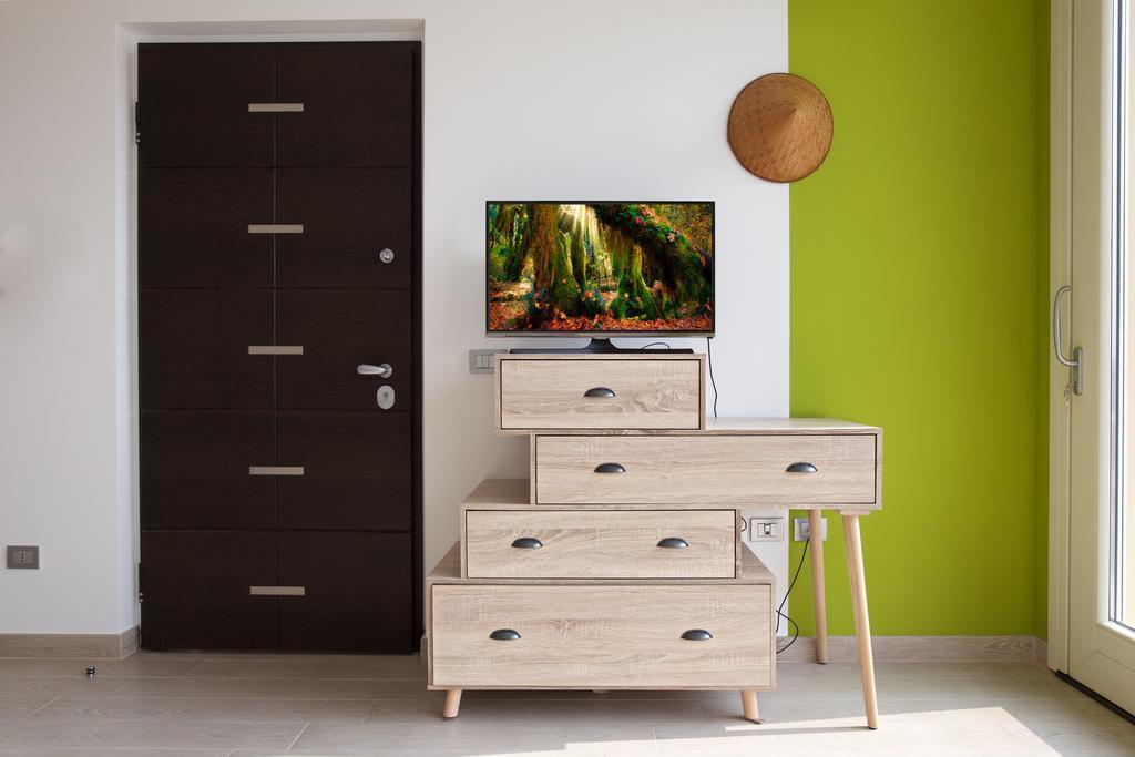 Residence Virgilio ตอสโกลาโน มาแดร์โน ภายนอก รูปภาพ