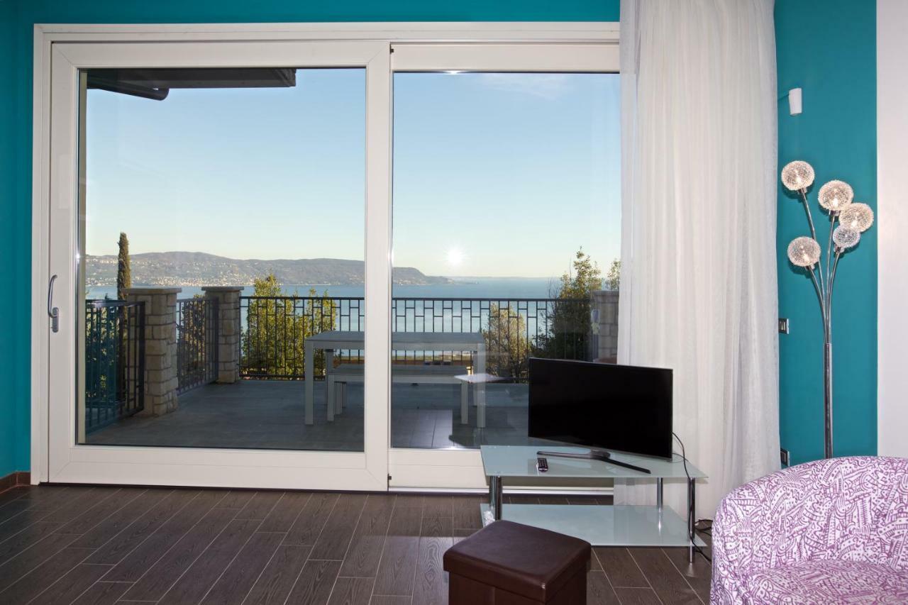 Residence Virgilio ตอสโกลาโน มาแดร์โน ภายนอก รูปภาพ